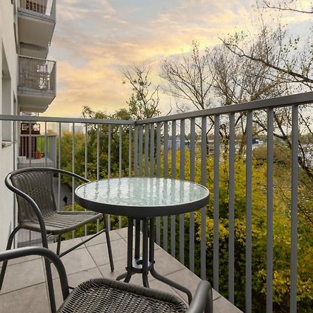 Warsaw Sokolowska One Bedroom Apartament By Noclegi Renters ภายนอก รูปภาพ